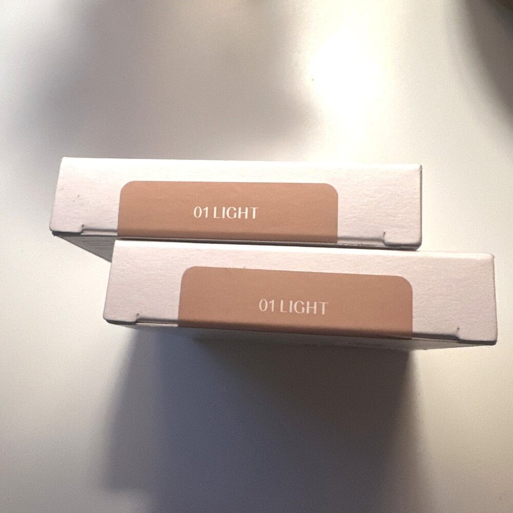 Glowish by Huda Beauty Soft Radiance Bronzing Powder 1-FULL SIZE~ 01 LIGHT NIB - Picture 5 of 8